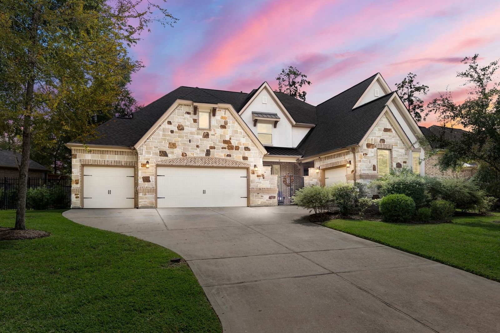 Real estate property located at 39 Caprice Bend, Harris, The Woodlands Creekside Park West 12, Tomball, TX, US