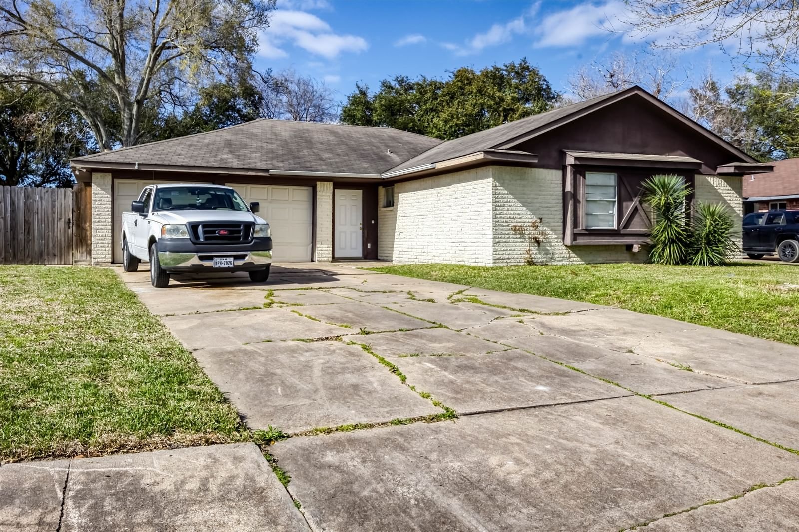 Real estate property located at 7118 Towerview, Fort Bend, Briargate Sec 2, Houston, TX, US