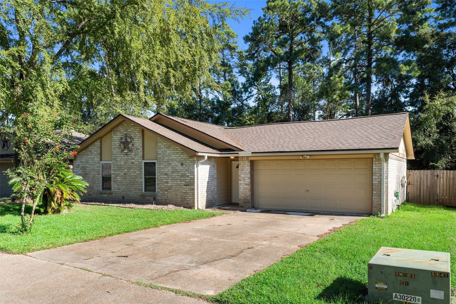 Real estate property located at 3004 Hunnington, Montgomery, Robinwood, Conroe, TX, US