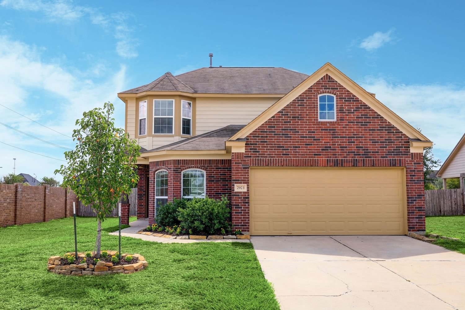 Real estate property located at 2923 Coachmaker, Fort Bend, Rosenberg, TX, US