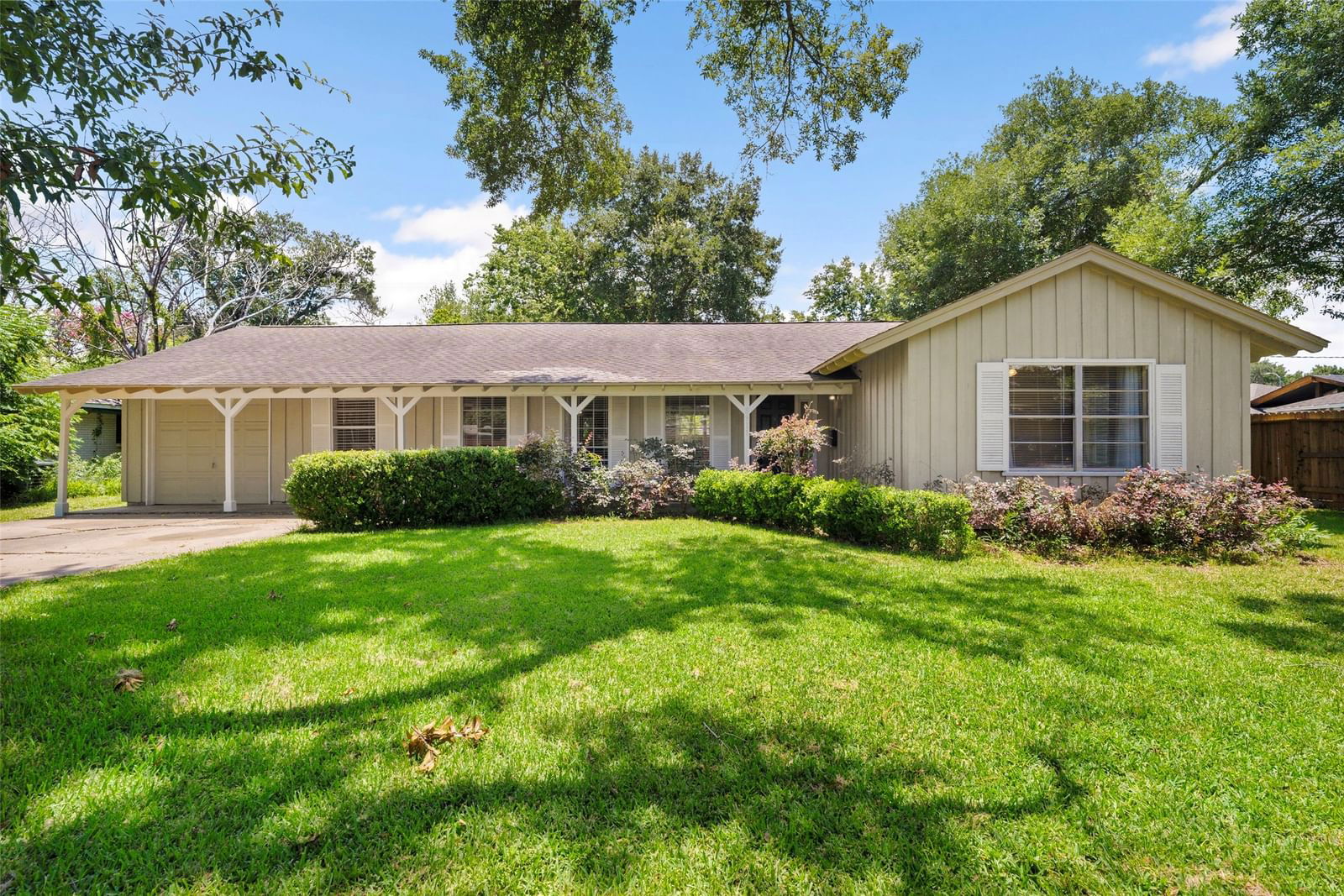 Real estate property located at 8911 Cadawac, Harris, Bonham Acres Sec 2, Houston, TX, US