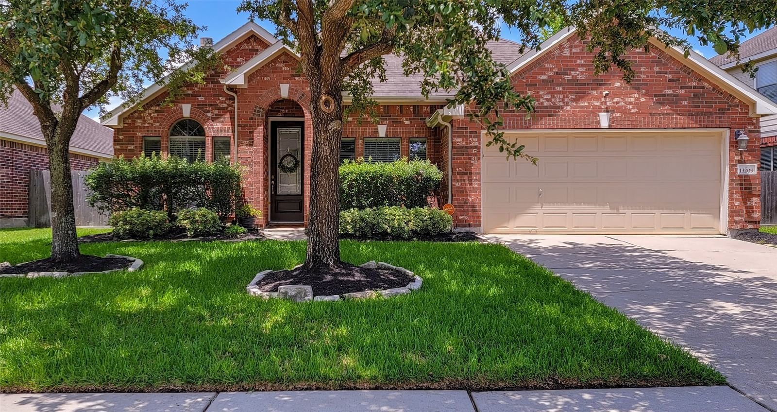 Real estate property located at 13209 Misty Shore, Brazoria, Shadow Creek Ranch Sf-44 Pearland, Pearland, TX, US