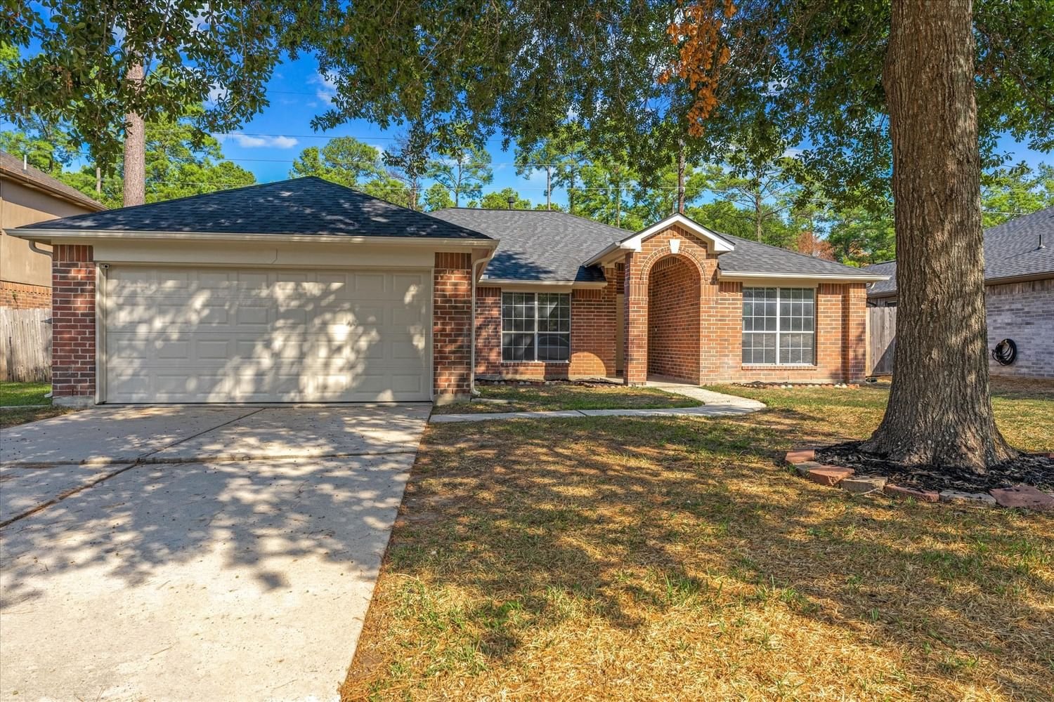 Real estate property located at 2615 Woodcreek Meadows, Harris, Houston, TX, US