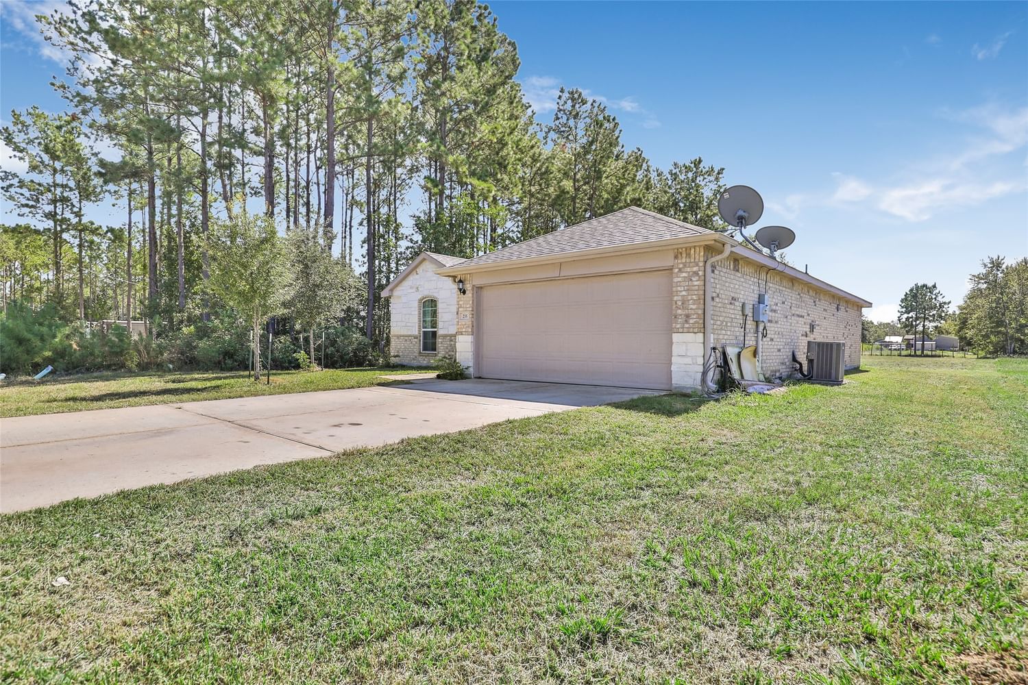 Real estate property located at 235 County Road 5015, Liberty, Camino Real, Sec 3, Cleveland, TX, US