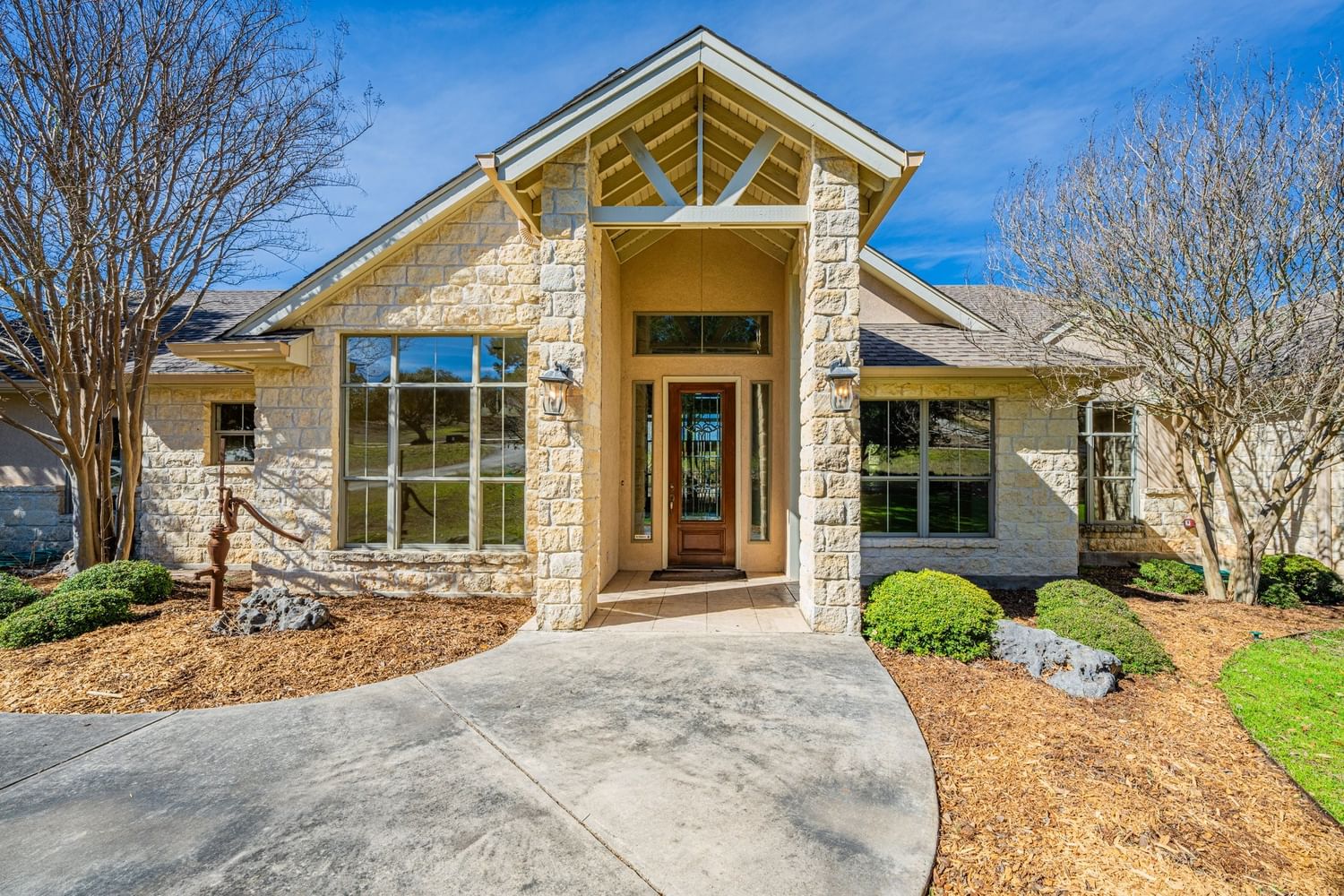 Real estate property located at 1059 Long Meadow, Comal, River Crossing, Spring Branch, TX, US