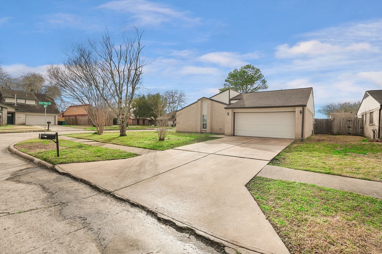 Real estate property located at 15922 Ruppstock, Fort Bend, Briargate Sec 7, Missouri City, TX, US