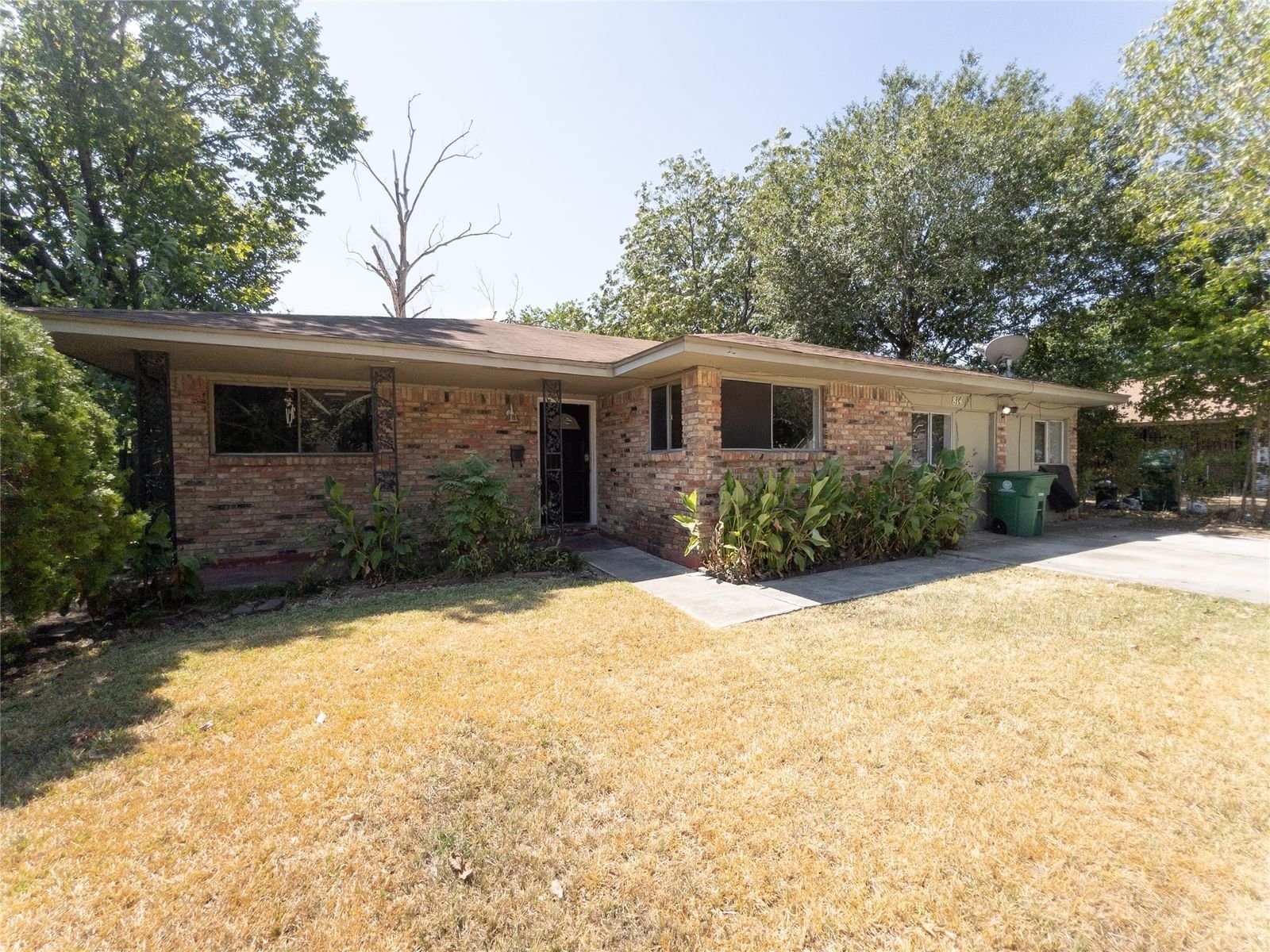 Real estate property located at 814 Eastlake, Harris, Sun Valley Sec 04, Houston, TX, US