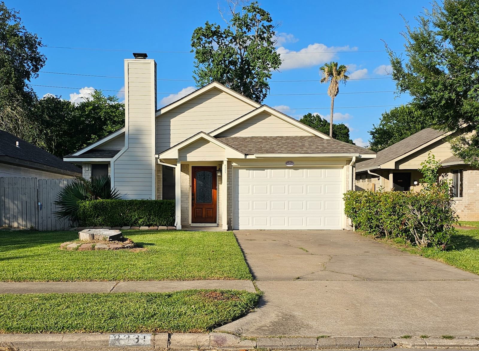 Real estate property located at 8331 Ashlawn, Fort Bend, Mission Glen Sec 3, Houston, TX, US