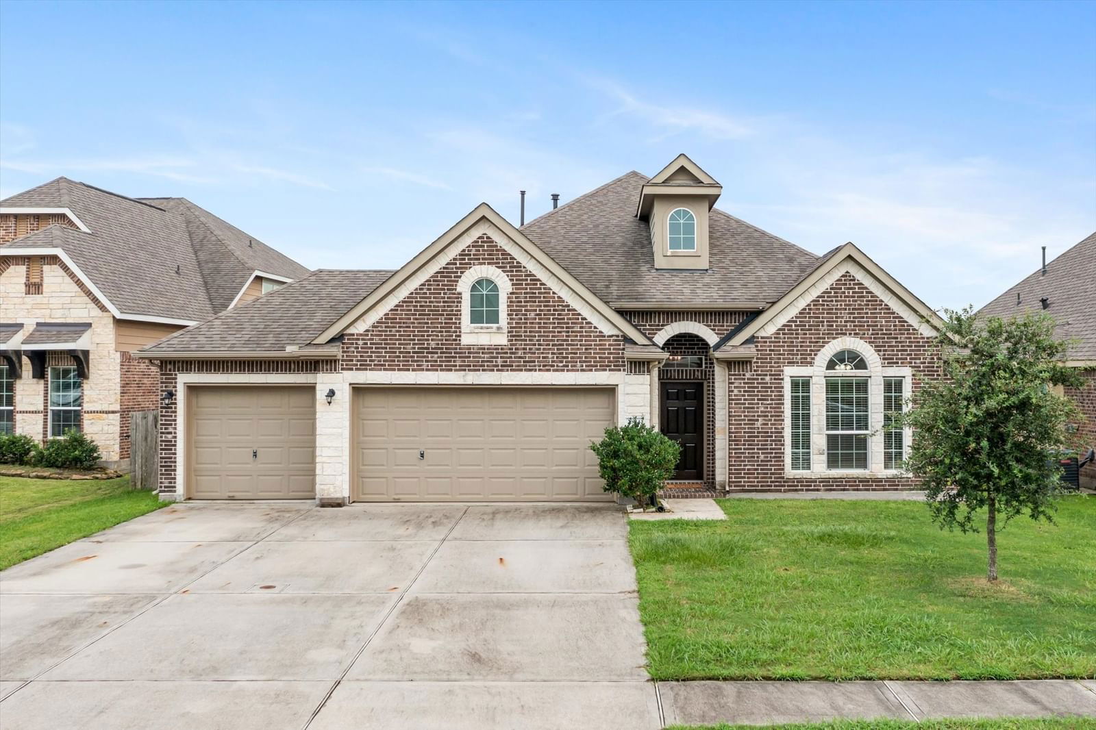 Real estate property located at 4814 Bay Vista, Chambers, Legends Bay Sec 6, Baytown, TX, US