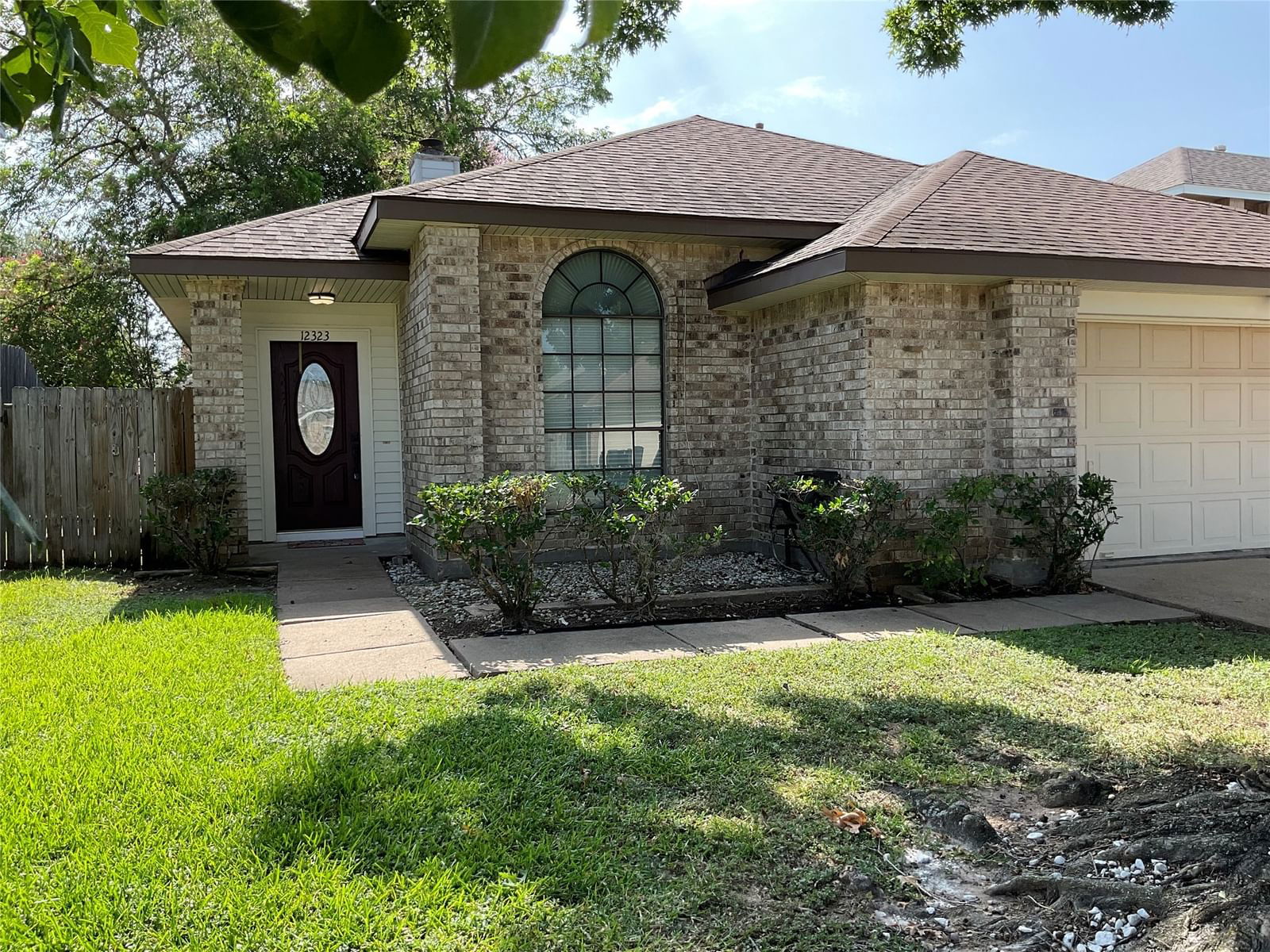 Real estate property located at 12323 Meadow Gate, Fort Bend, Southmeadow, Stafford, TX, US