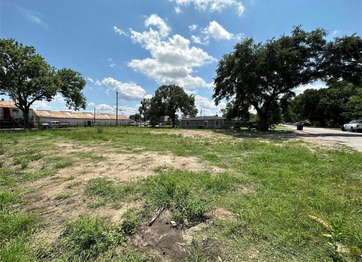 Real estate property located at 1006 Avenue B Lot 1006, Harris, South Houston, TX, US