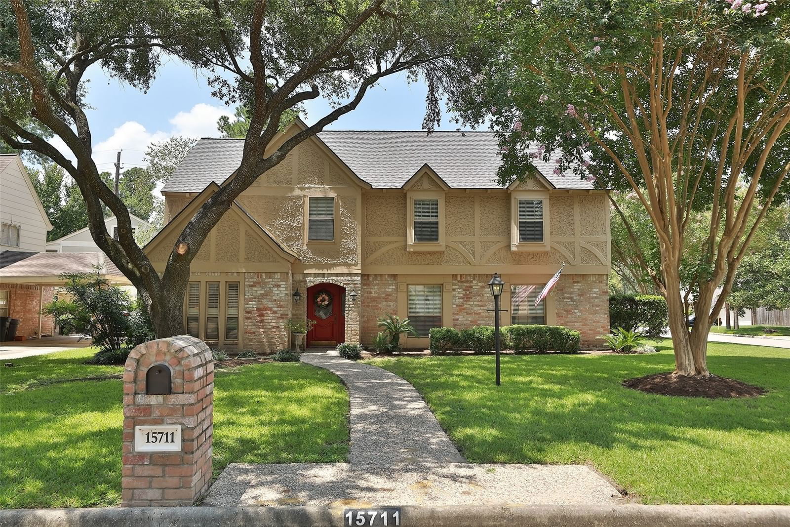 Real estate property located at 15711 Pebble Bend, Harris, Olde Oaks, Houston, TX, US