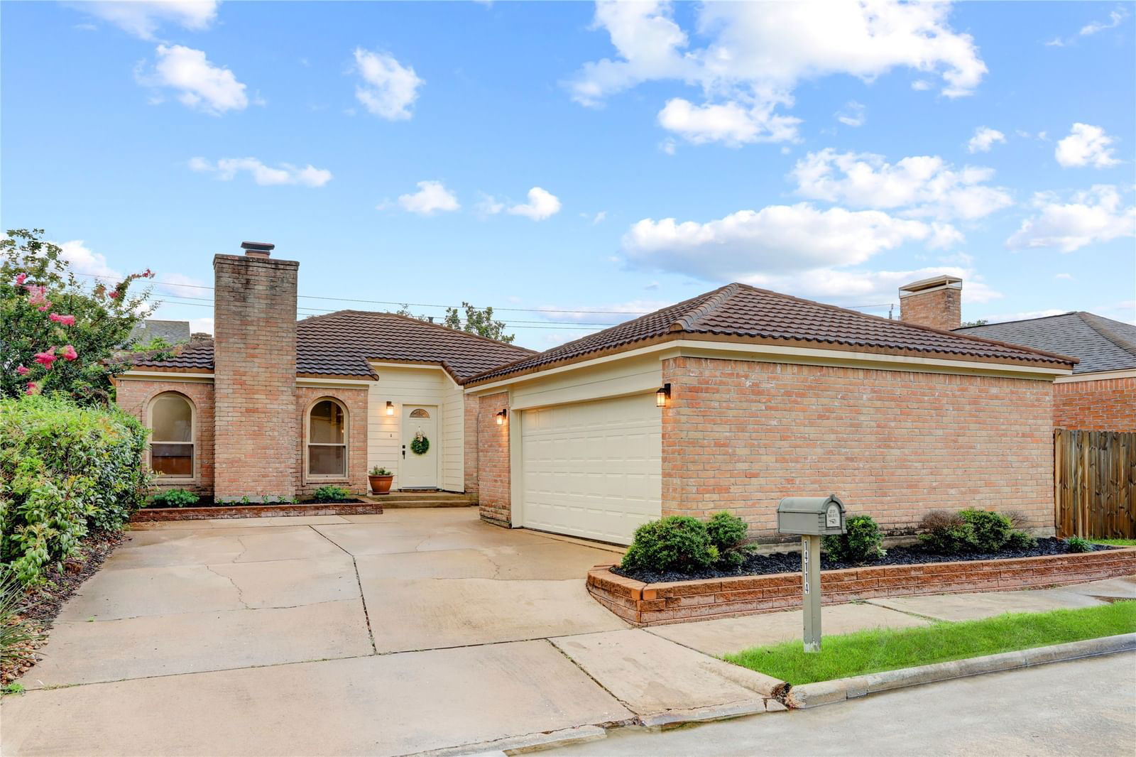 Real estate property located at 14114 Langbourne, Harris, Briar Hills Sec 03, Houston, TX, US