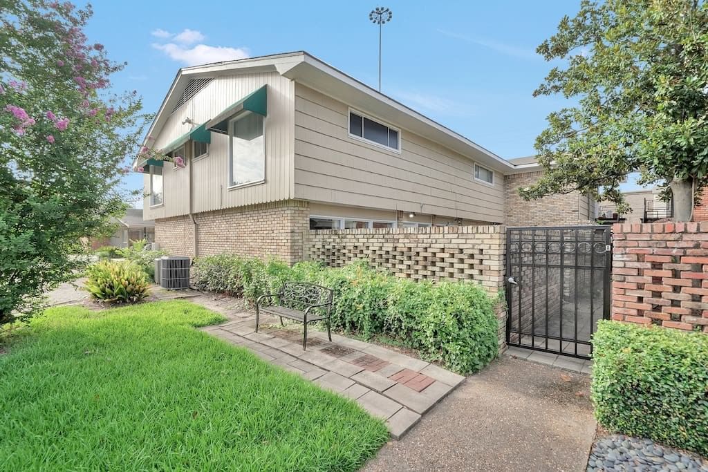 Real estate property located at 4723 Merwin #3, Harris, Atwood Villas, Houston, TX, US