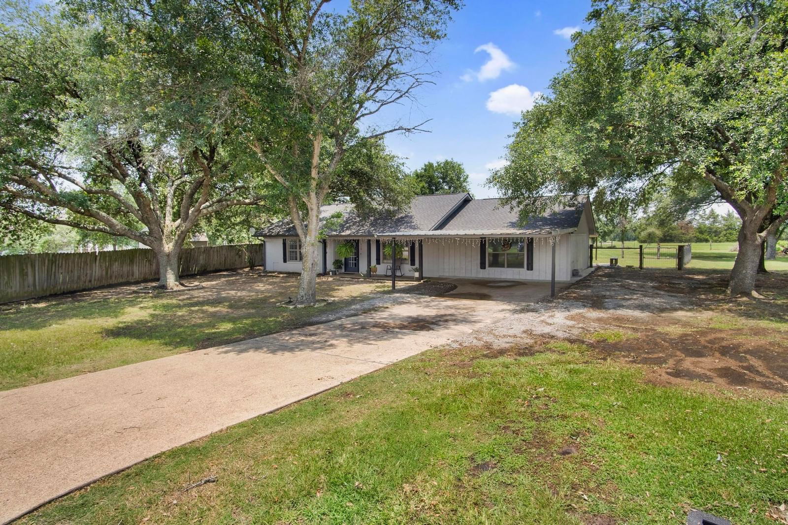 Real estate property located at 1319 Tammye, Madison, Greenbriar Acres, Madisonville, TX, US