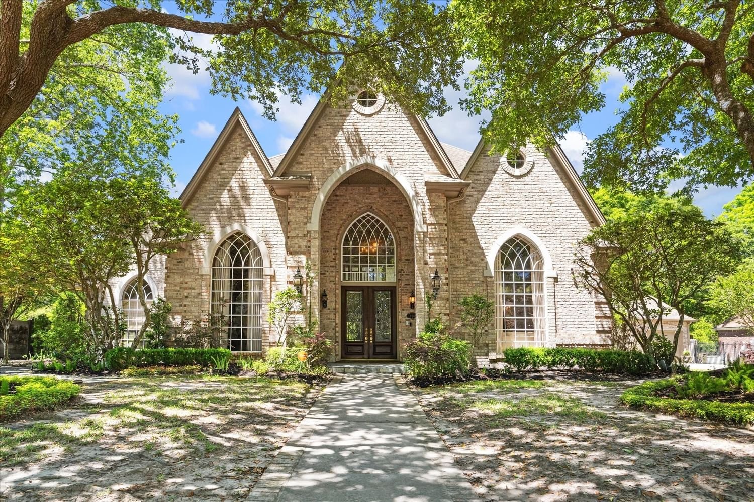 Real estate property located at 2310 Stately Oak, Harris, Kings Point Village Sec 06, Kingwood, TX, US
