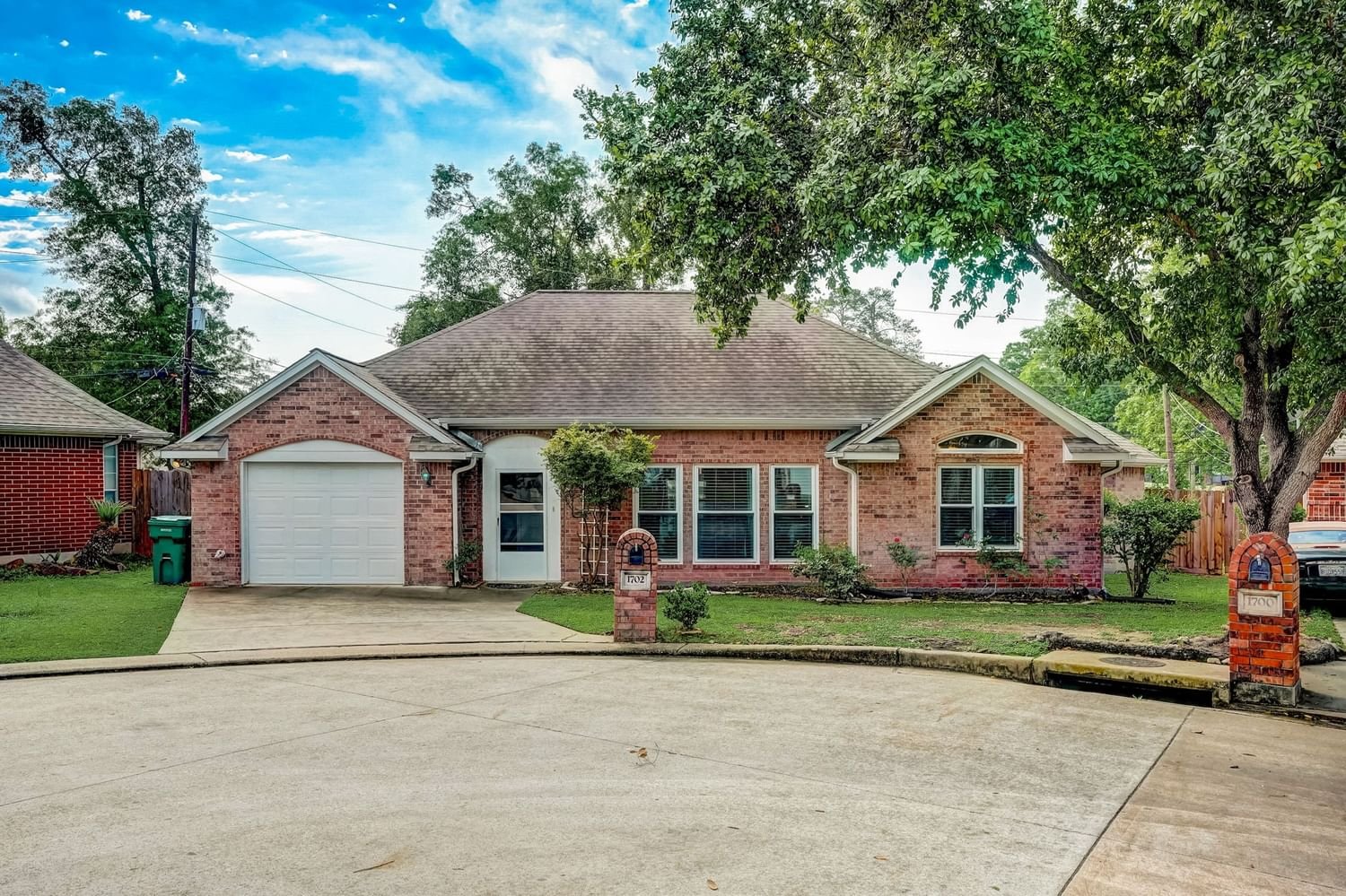 Real estate property located at 1702 Twila, Montgomery, Northchase Patio Homes, Conroe, TX, US