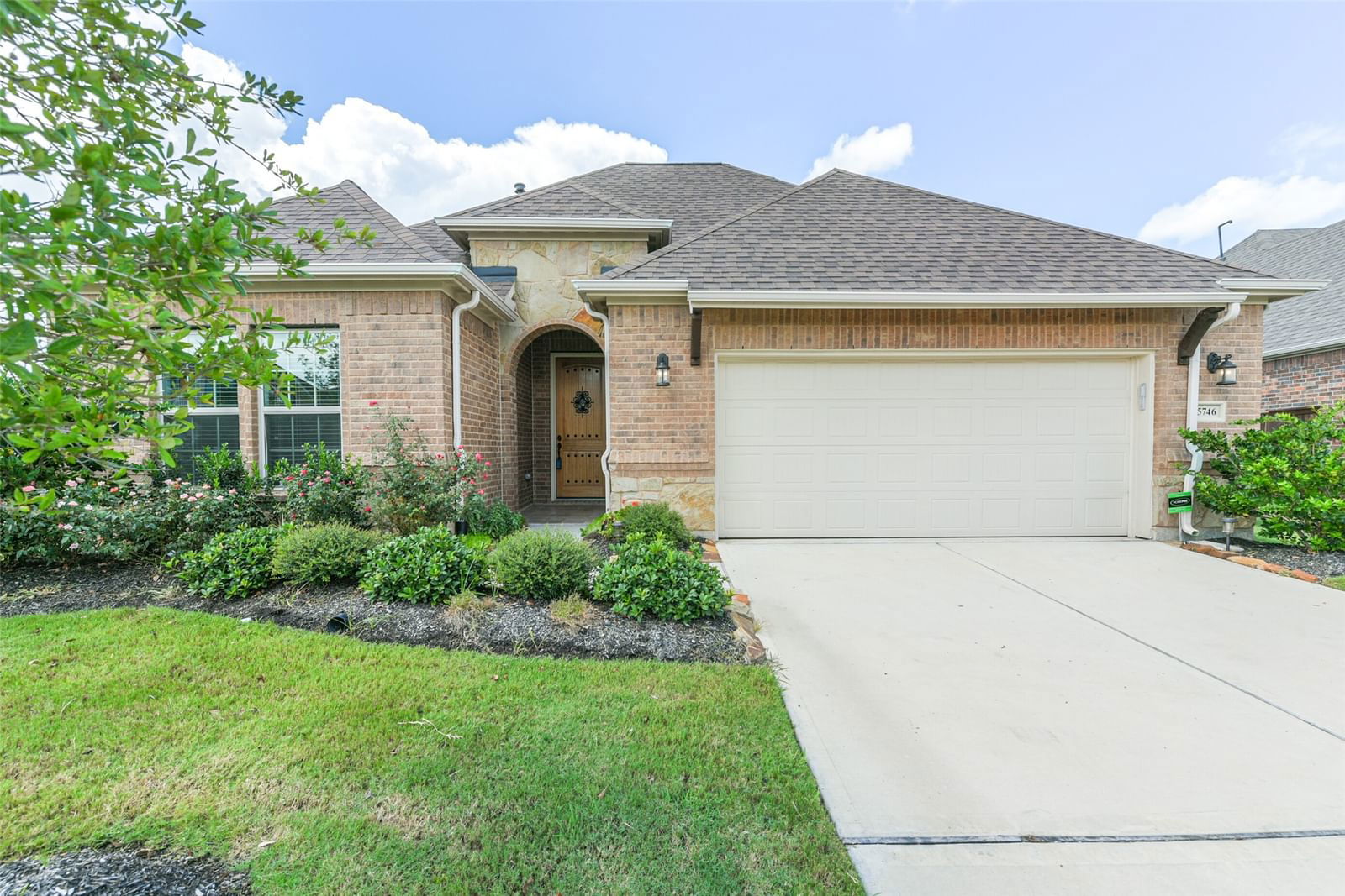 Real estate property located at 5746 Bobwhite, Brazoria, Meridiana Sec 30a, Manvel, TX, US