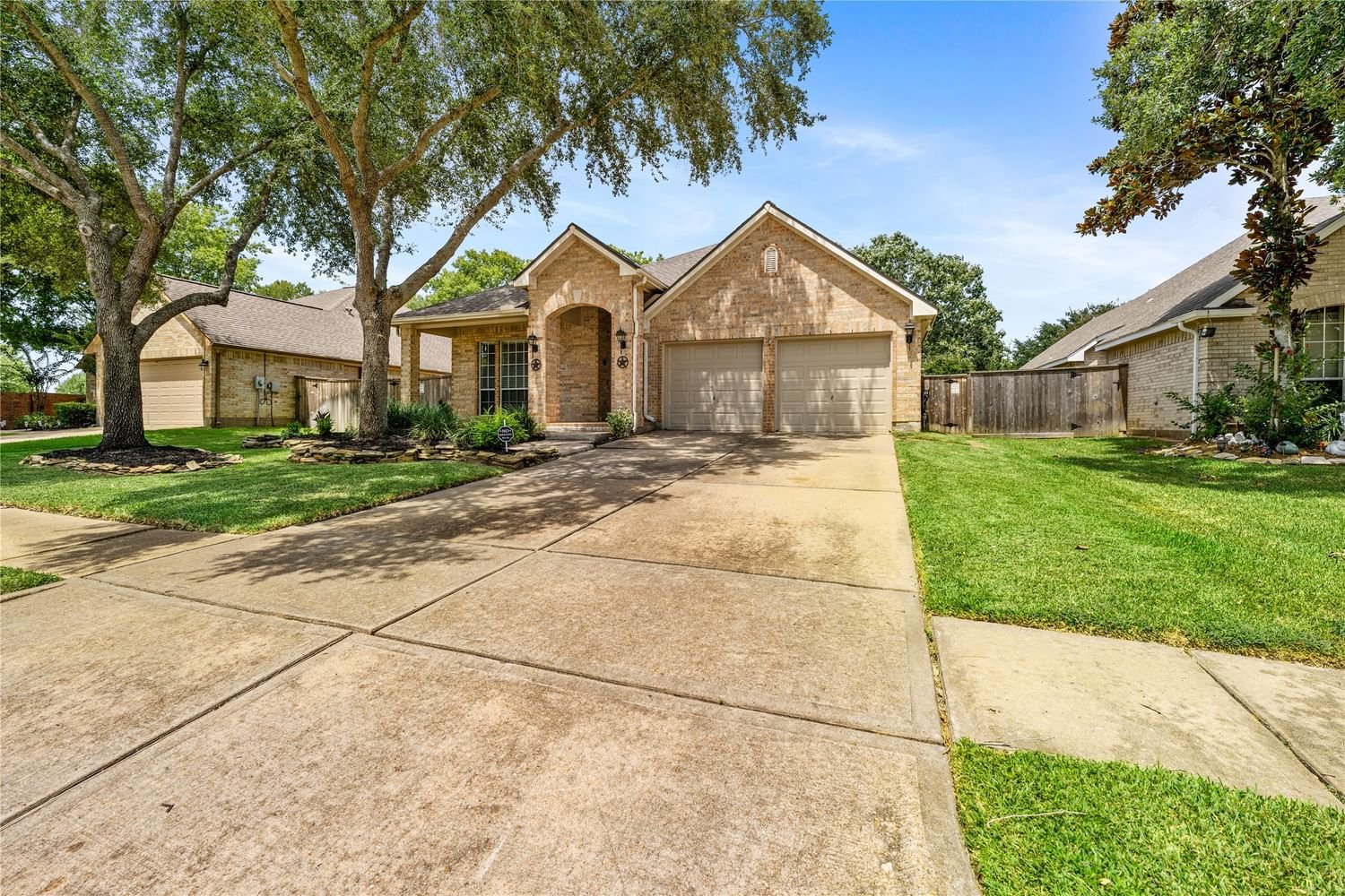 Real estate property located at 1842 River, Fort Bend, Sugar Land, TX, US