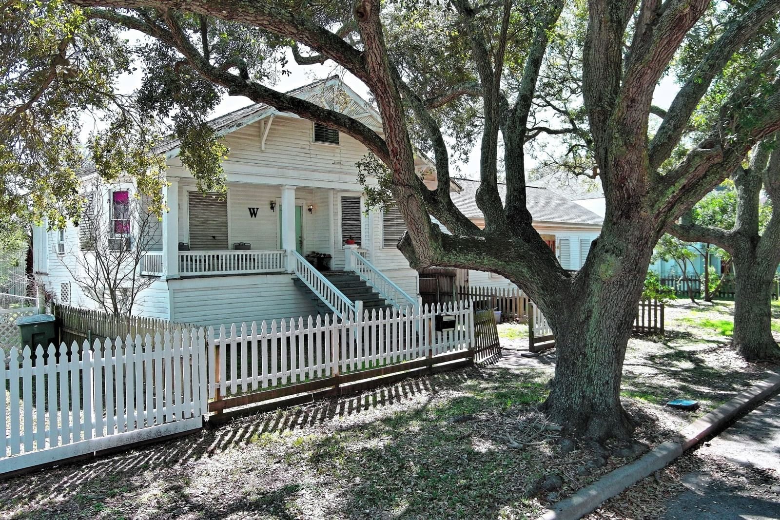 Real estate property located at 3115 Avenue P 1/2, Galveston, Galveston Outlots, Galveston, TX, US