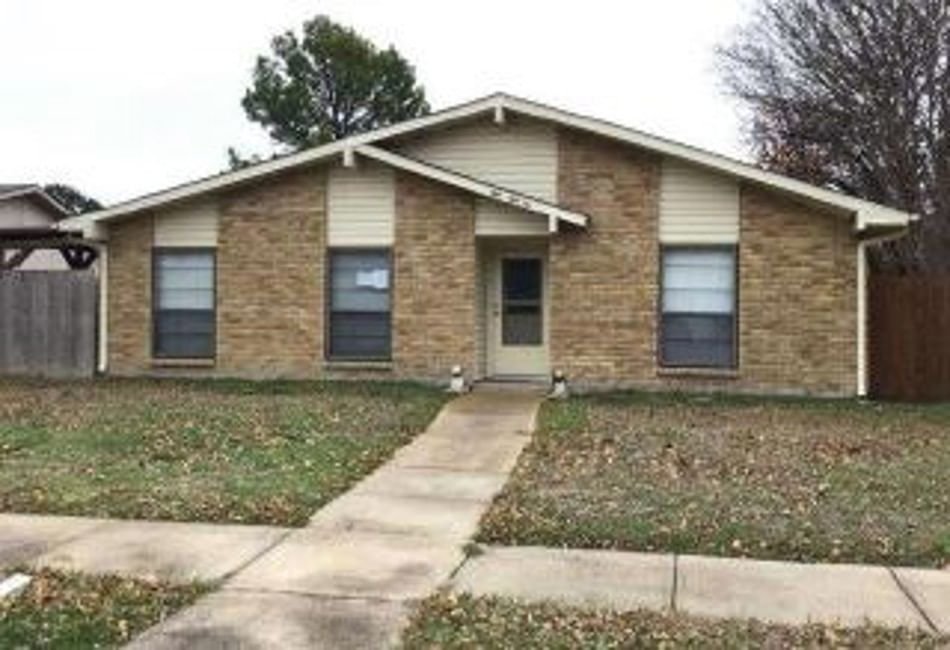 Real estate property located at 5052 Colony, Denton, Colony 2, The Colony, TX, US