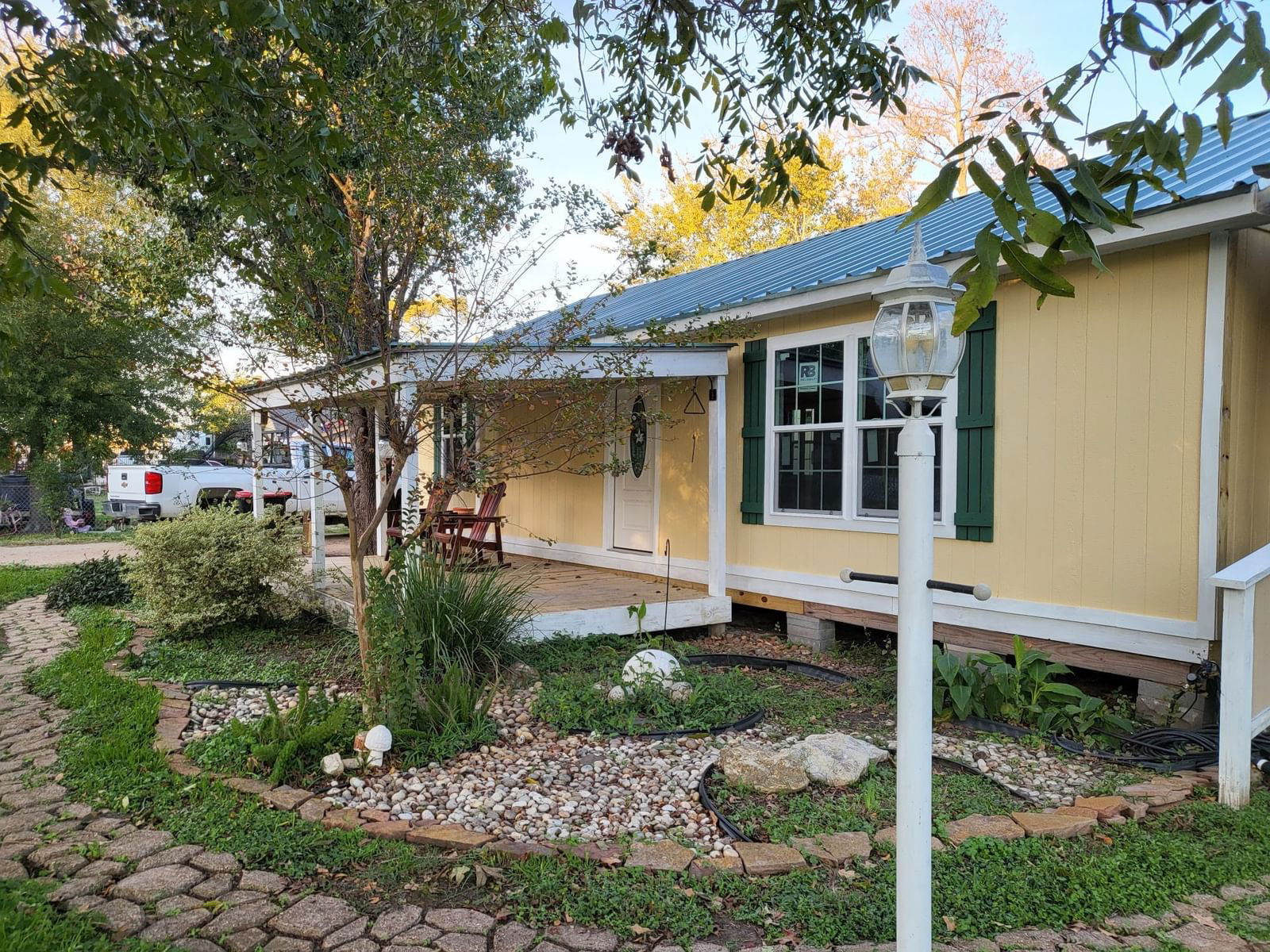 Real estate property located at 639 Manor, Harris, Houston, TX, US