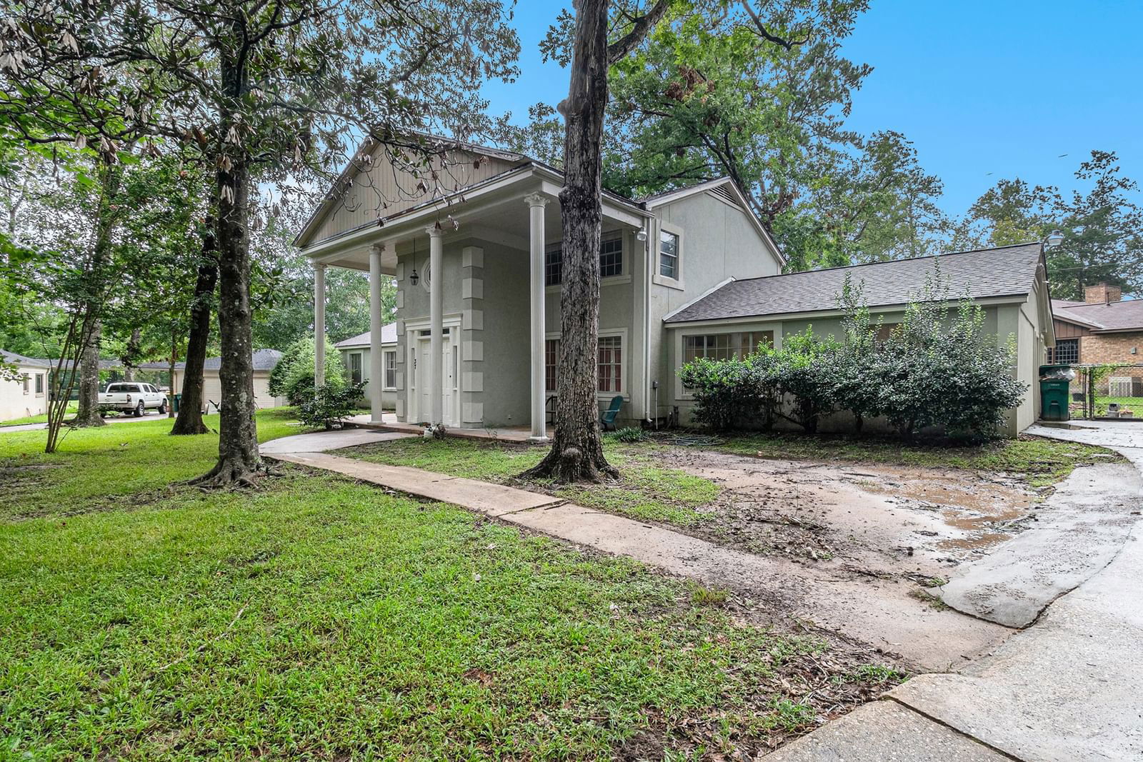 Real estate property located at 37 Holly, Montgomery, Panorama-Green Briar 01, Conroe, TX, US