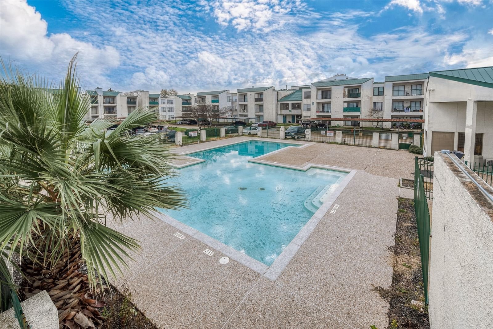 Real estate property located at 2830 Bartell #35, Harris, Hearthwood 02 Condo Ph 05, Houston, TX, US