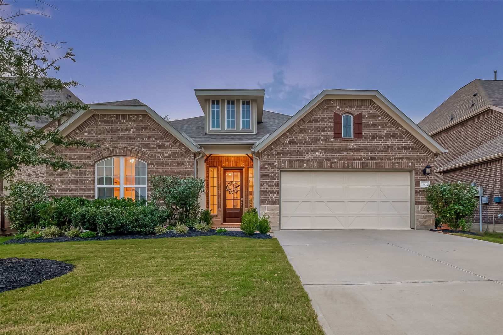 Real estate property located at 11911 Citta Bella, Fort Bend, Lakes Of Bella Terra West, Richmond, TX, US