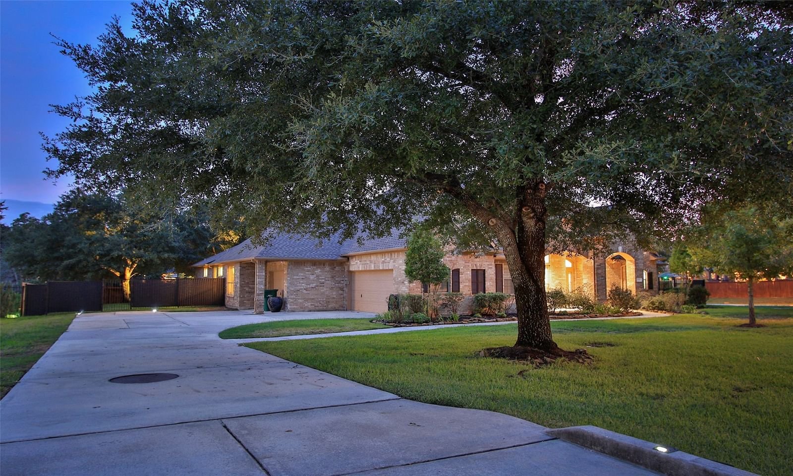 Real estate property located at 13232 Autumn Ash, Montgomery, Crighton Woods 01, Conroe, TX, US