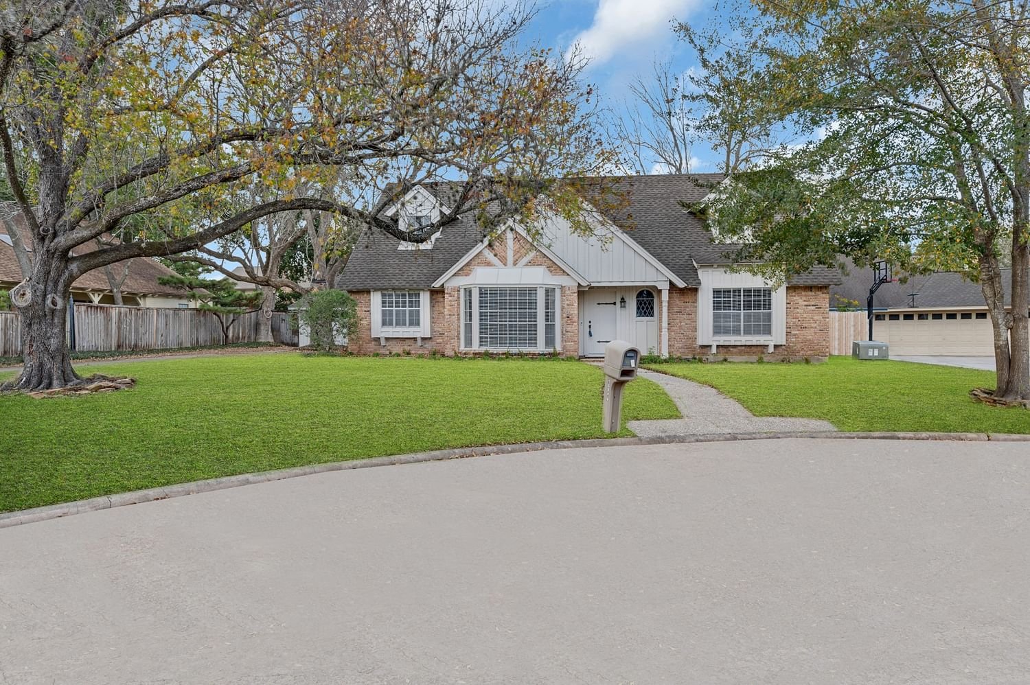 Real estate property located at 10806 Tupper Lake, Harris, Lakeside Forest, Houston, TX, US