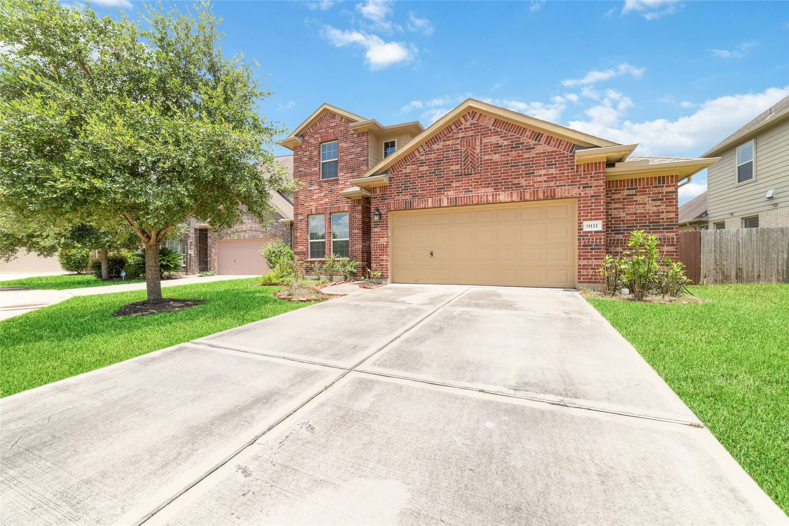 Real estate property located at 9111 Darby Park, Fort Bend, GRAND VISTA, Richmond, TX, US