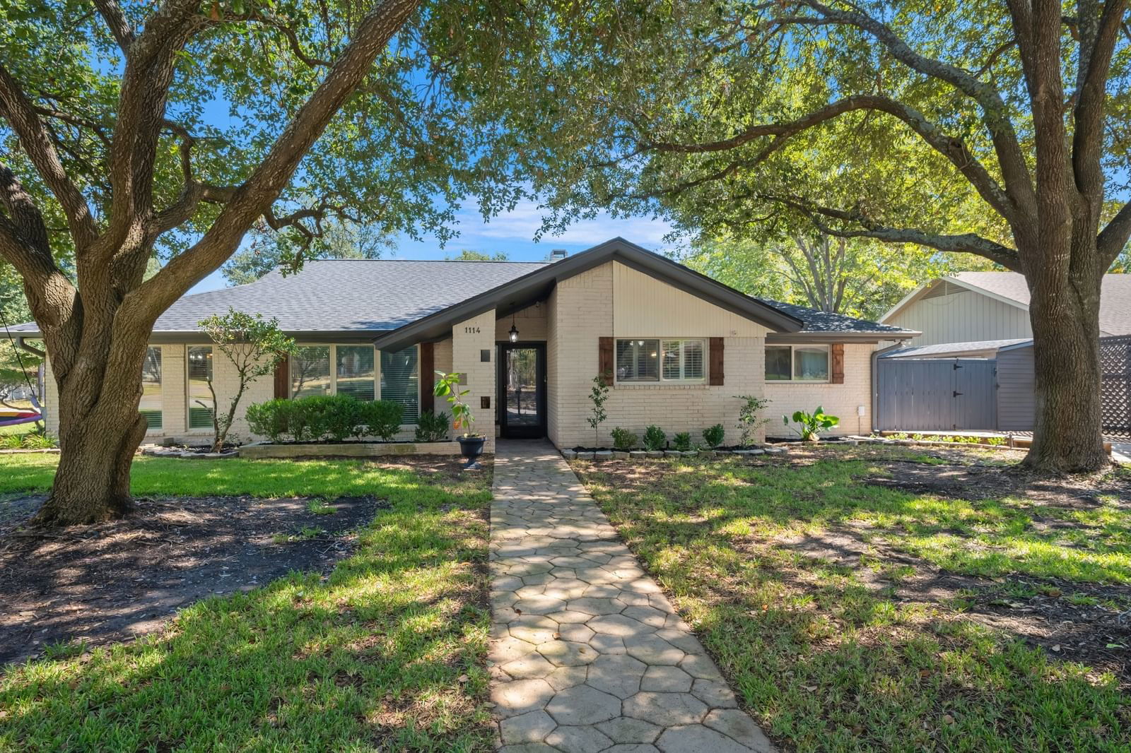 Real estate property located at 1114 Sul Ross, Brazos, Woodson Terrace Ph 1, Bryan, TX, US