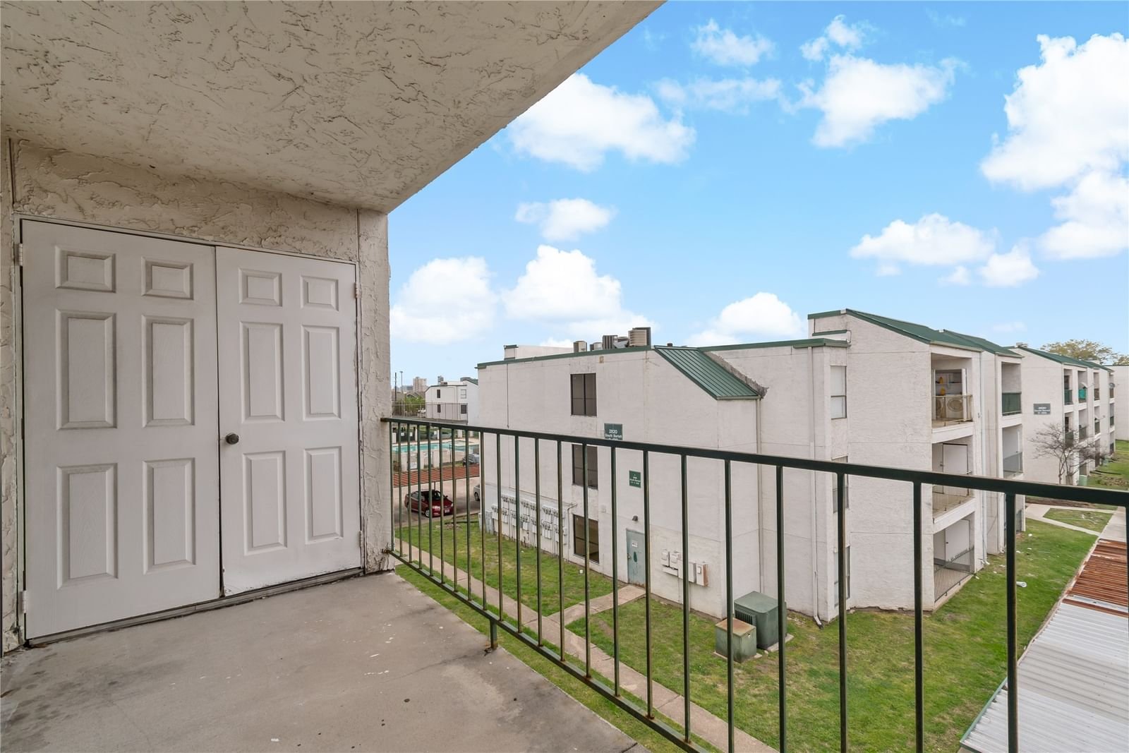 Real estate property located at 2816 Bartell #35, Harris, Hearthwood 02 Condo Ph 03, Houston, TX, US