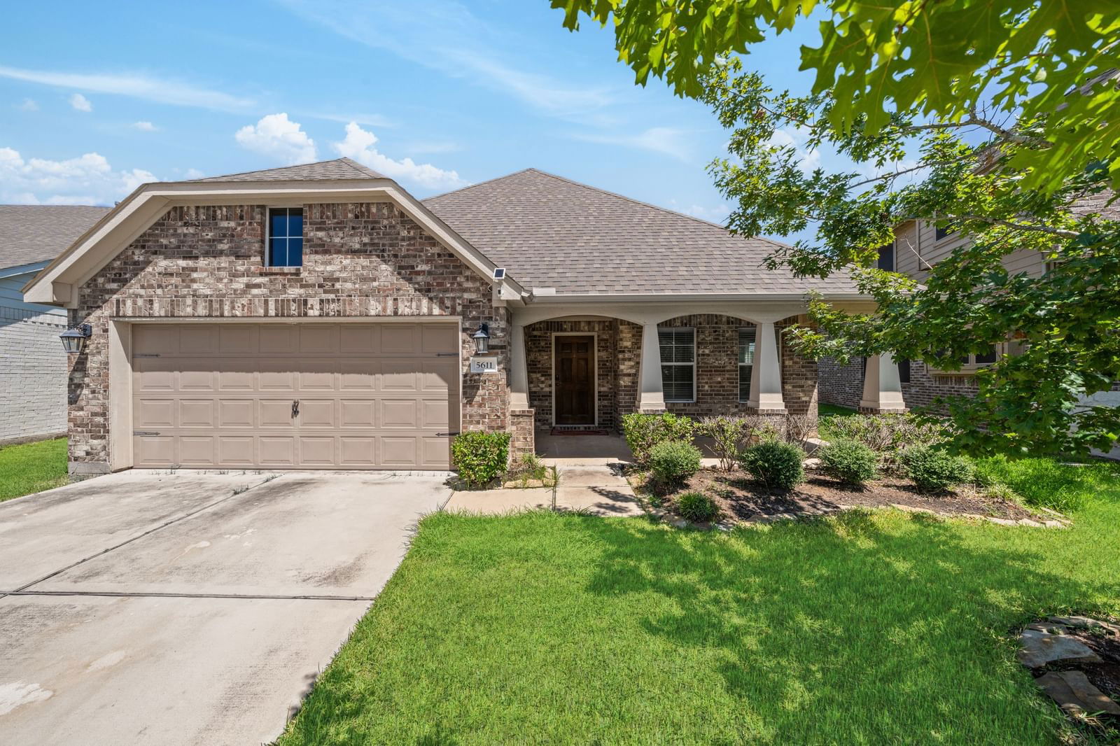 Real estate property located at 5611 Jay Thrush, Fort Bend, Waterview Estates Sec 14, Richmond, TX, US