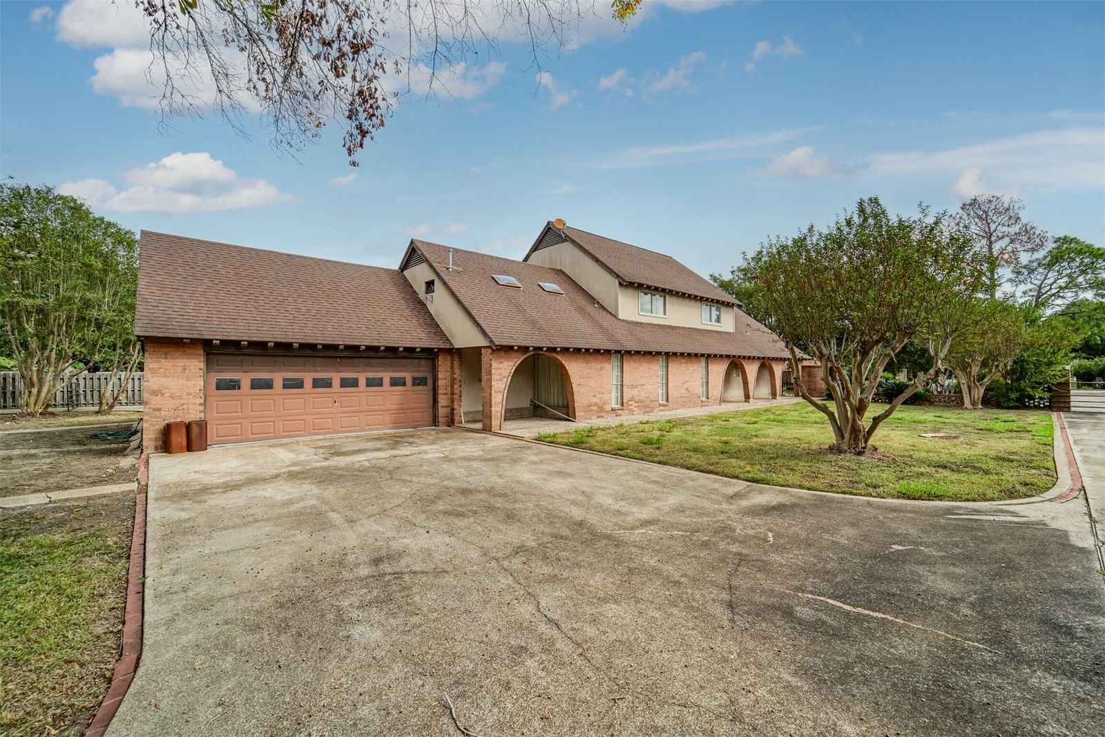 Real estate property located at 3940 Fox Meadow, Harris, Highland Acres, Pasadena, TX, US