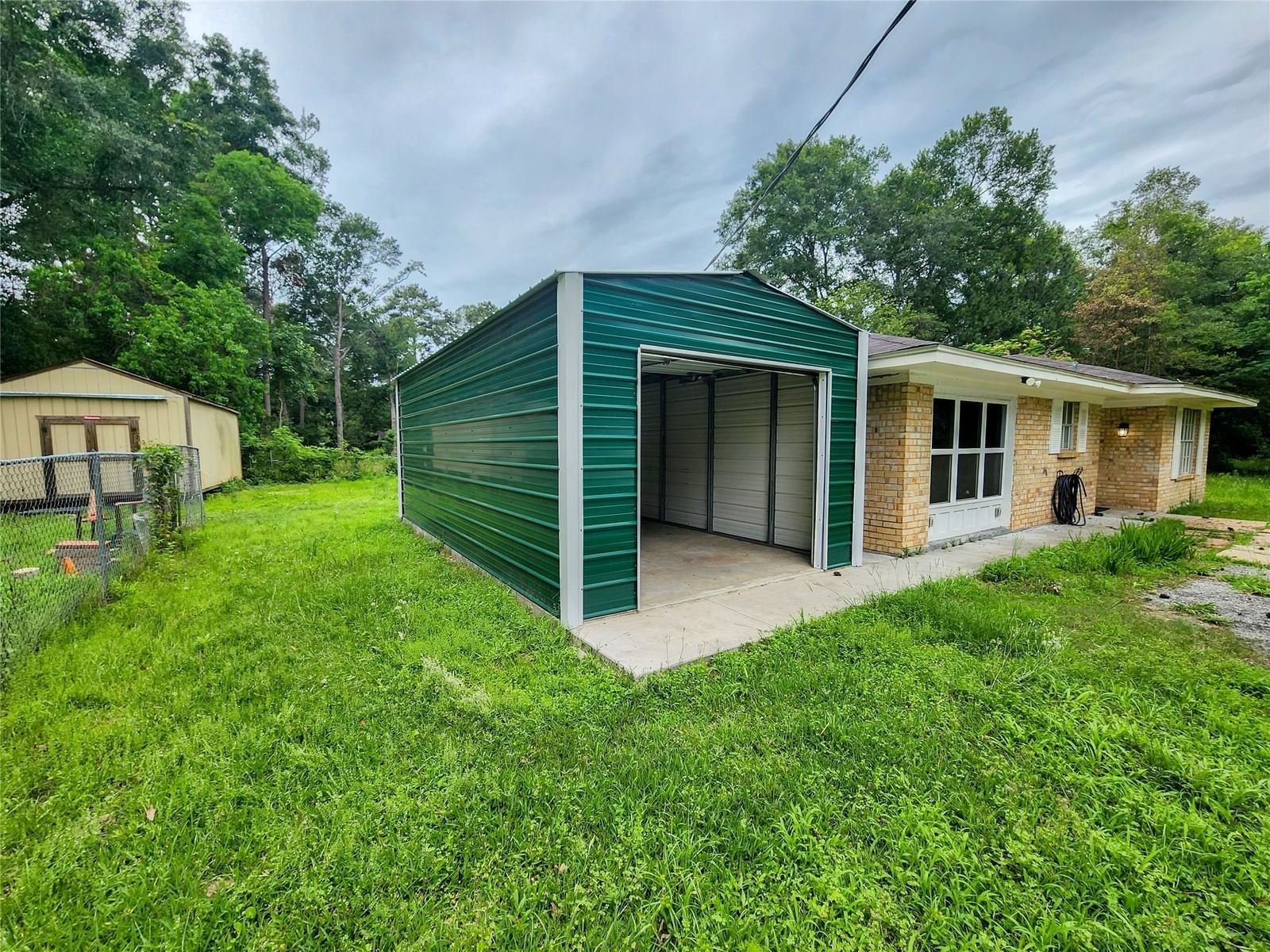 Real estate property located at 19742 Live Oak, Montgomery, Peach Creek Forest 02, New Caney, TX, US