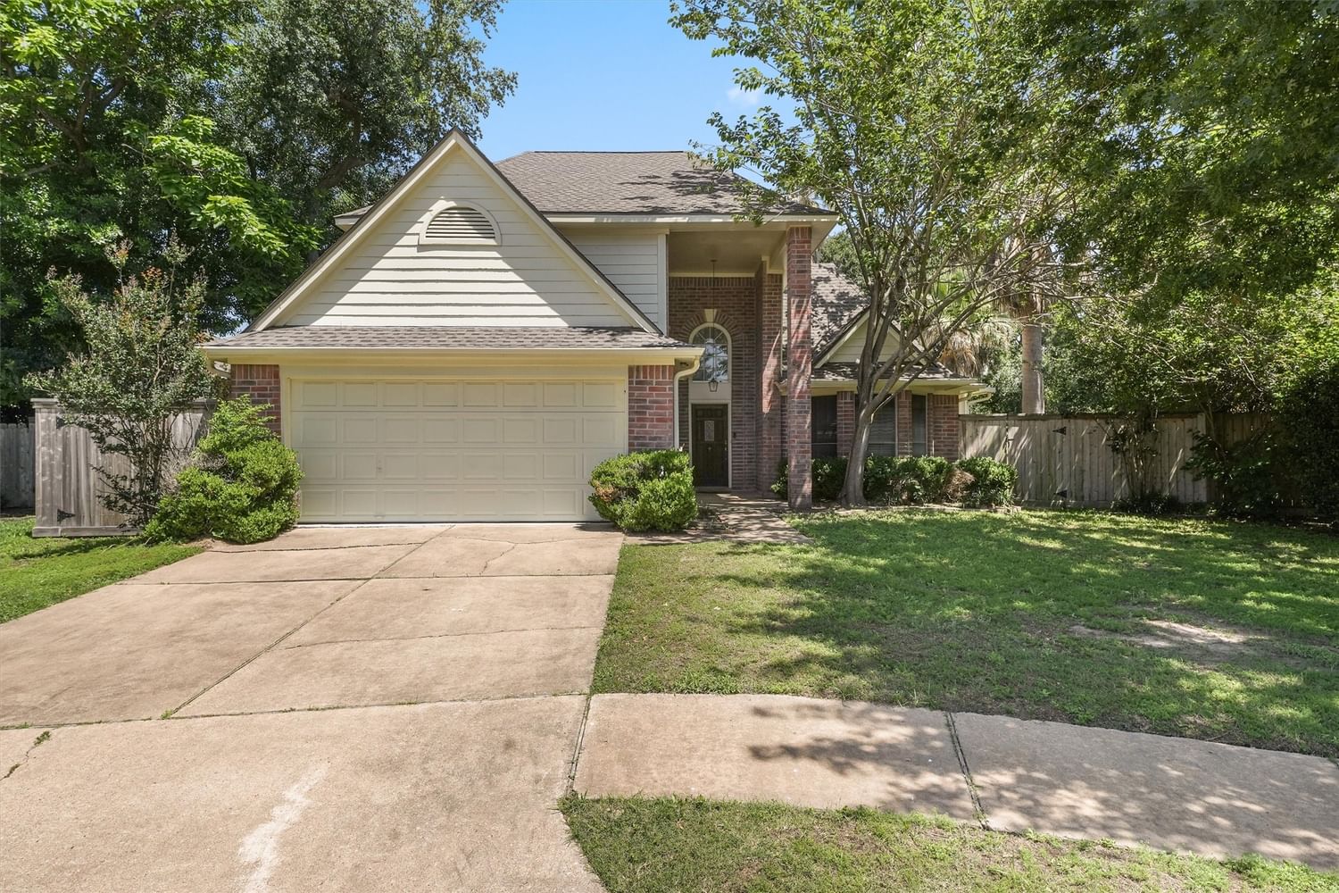 Real estate property located at 9819 Canterhurst, Harris, Steeplechase Sec 02 R/P, Houston, TX, US