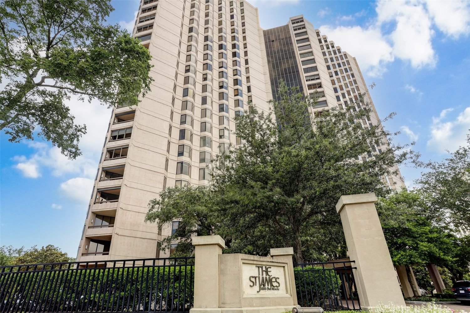 Real estate property located at 5555 Del Monte #1502, Harris, Houston, TX, US