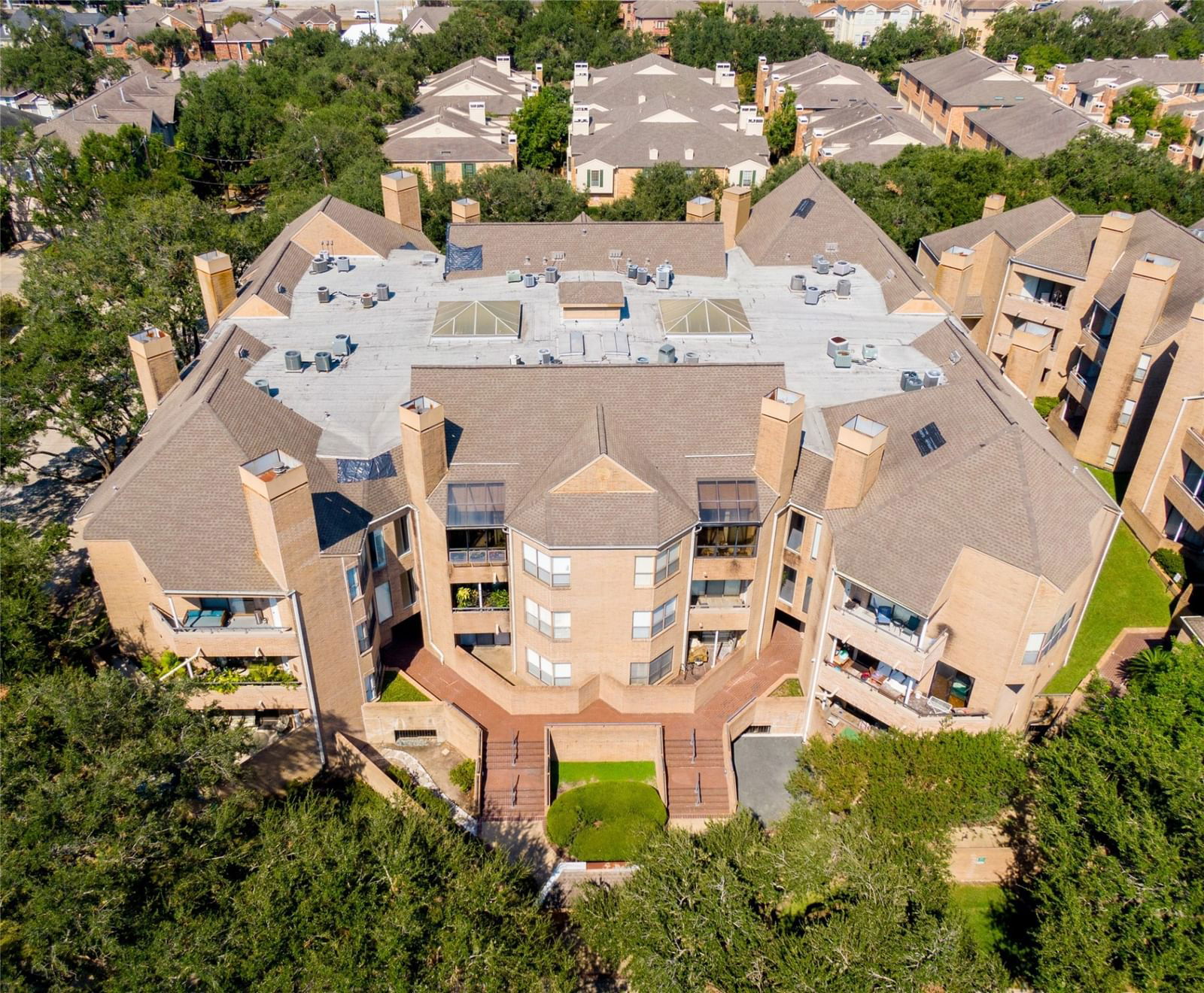 Real estate property located at 5220 Weslayan #111, Harris, Weslayan Condo, Houston, TX, US