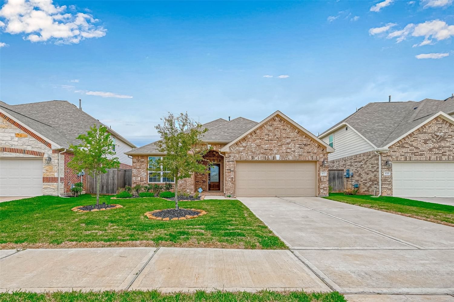 Real estate property located at 30222 Cascading Brook, Fort Bend, Willow Creek Farms II Sec 7, Brookshire, TX, US