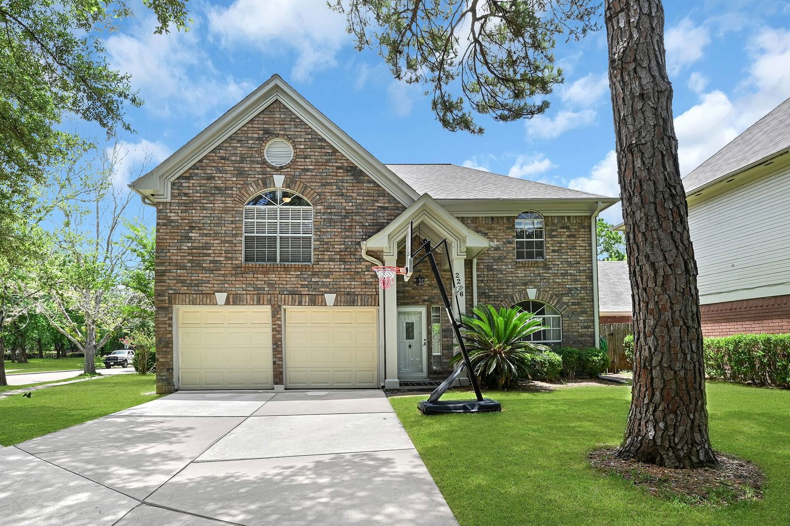 Real estate property located at 2226 Robinsons, Fort Bend, Grants Lake, Sugar Land, TX, US