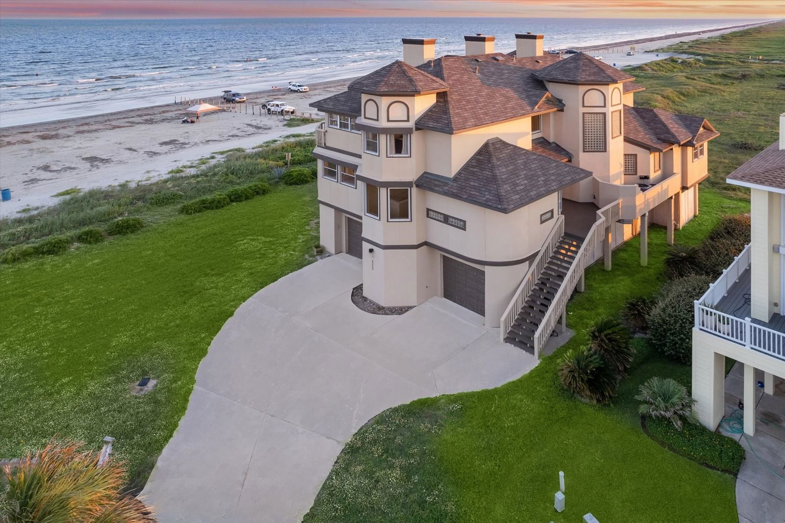 Real estate property located at 4222 Swashbuckle, Galveston, Pirates Beach, Galveston, TX, US