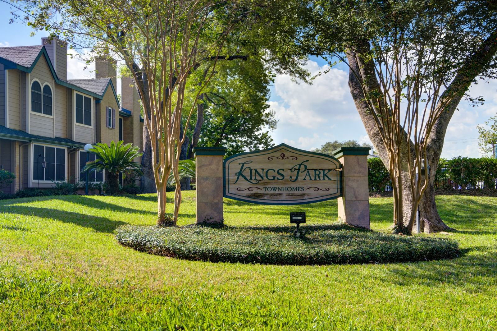 Real estate property located at 17822 Kings Park, Harris, Kings Park T/H Condo, Houston, TX, US