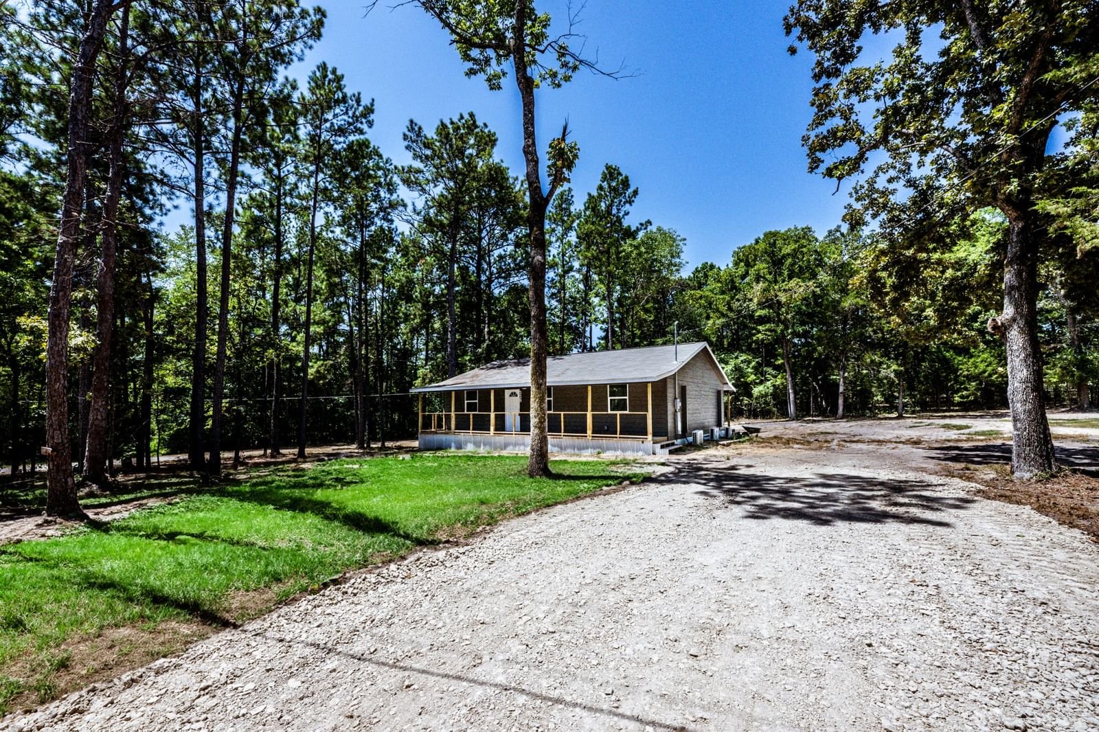 Real estate property located at 228 Castaway, Trinity, Pinecrest Hideaway Sec D, Trinity, TX, US