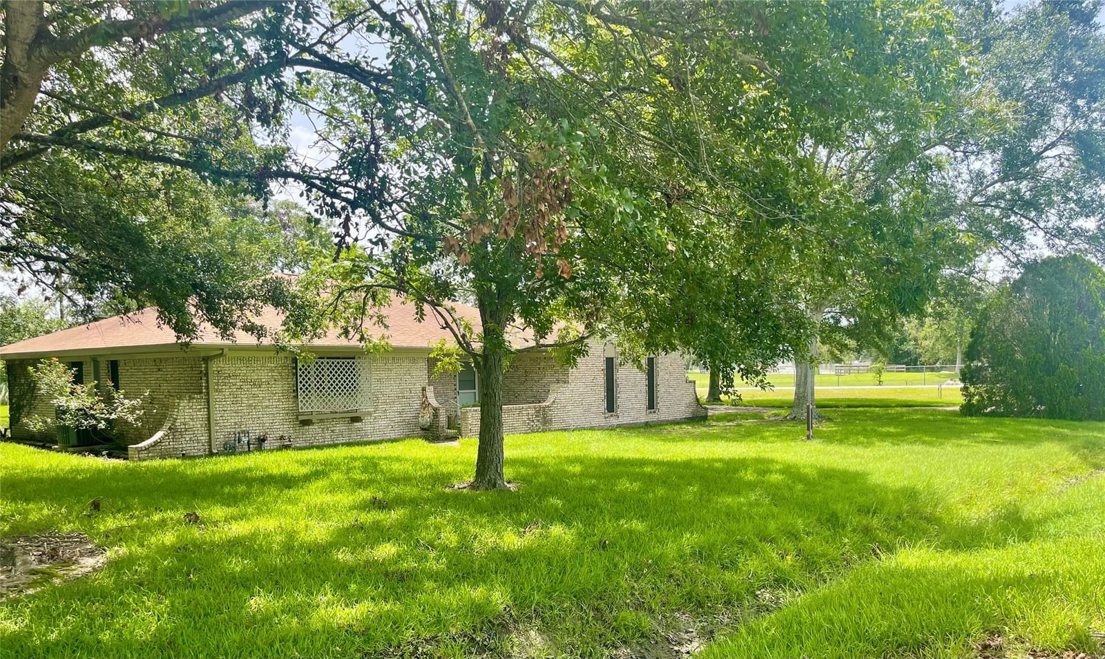 Real estate property located at 602 Holly, Harris, Bluebonnet Hills U/R, Highlands, TX, US