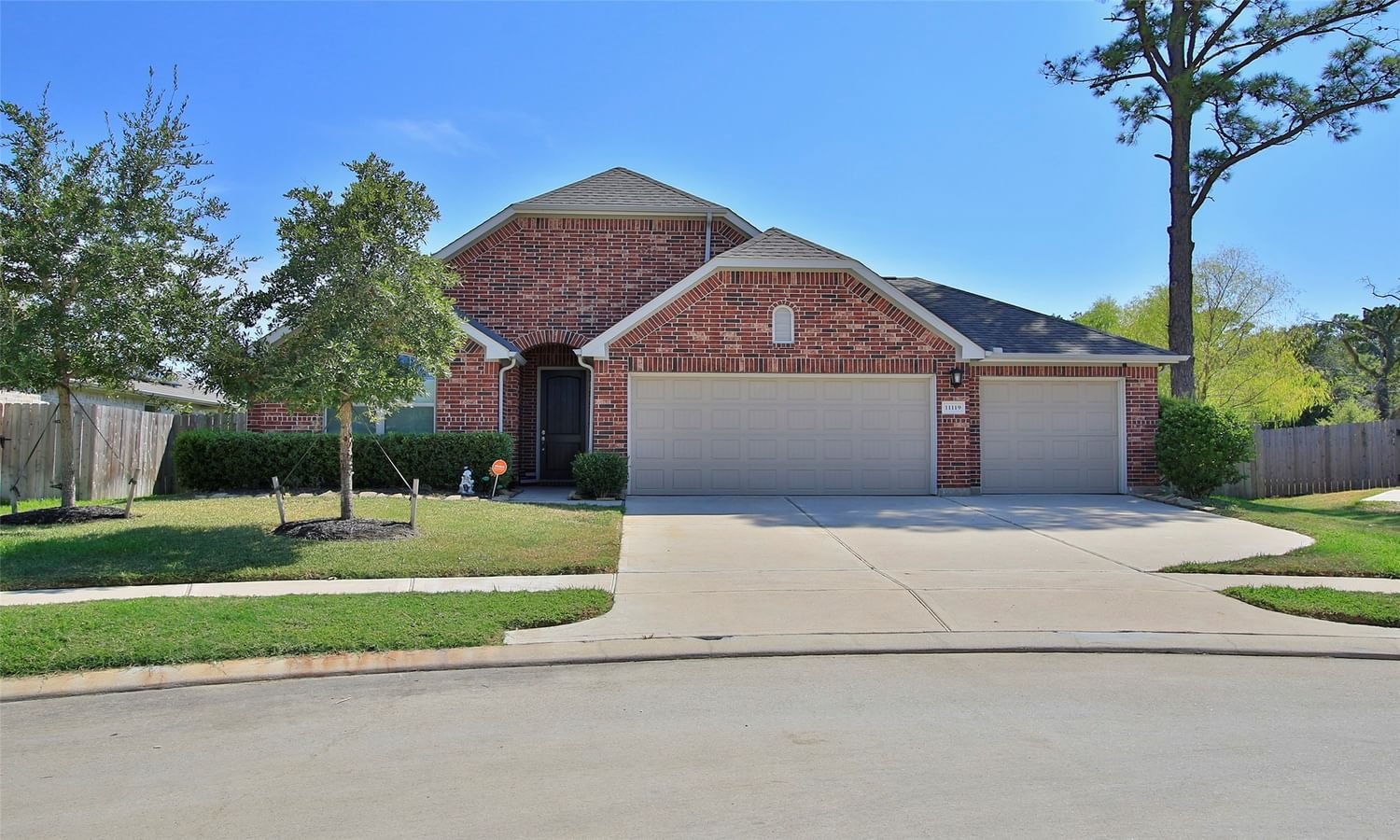 Real estate property located at 11119 English Holly, Harris, Tomball, TX, US