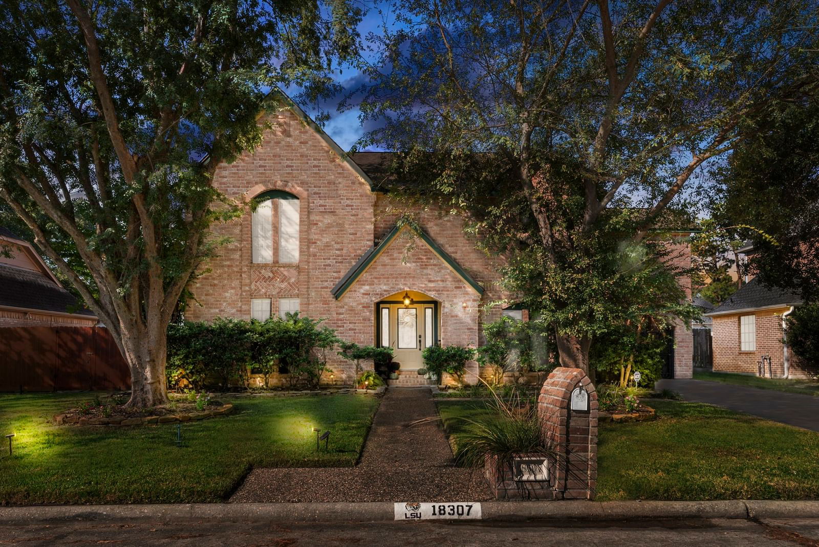 Real estate property located at 18307 Arbor Terrace, Harris, Cypresswood Sec 09, Spring, TX, US