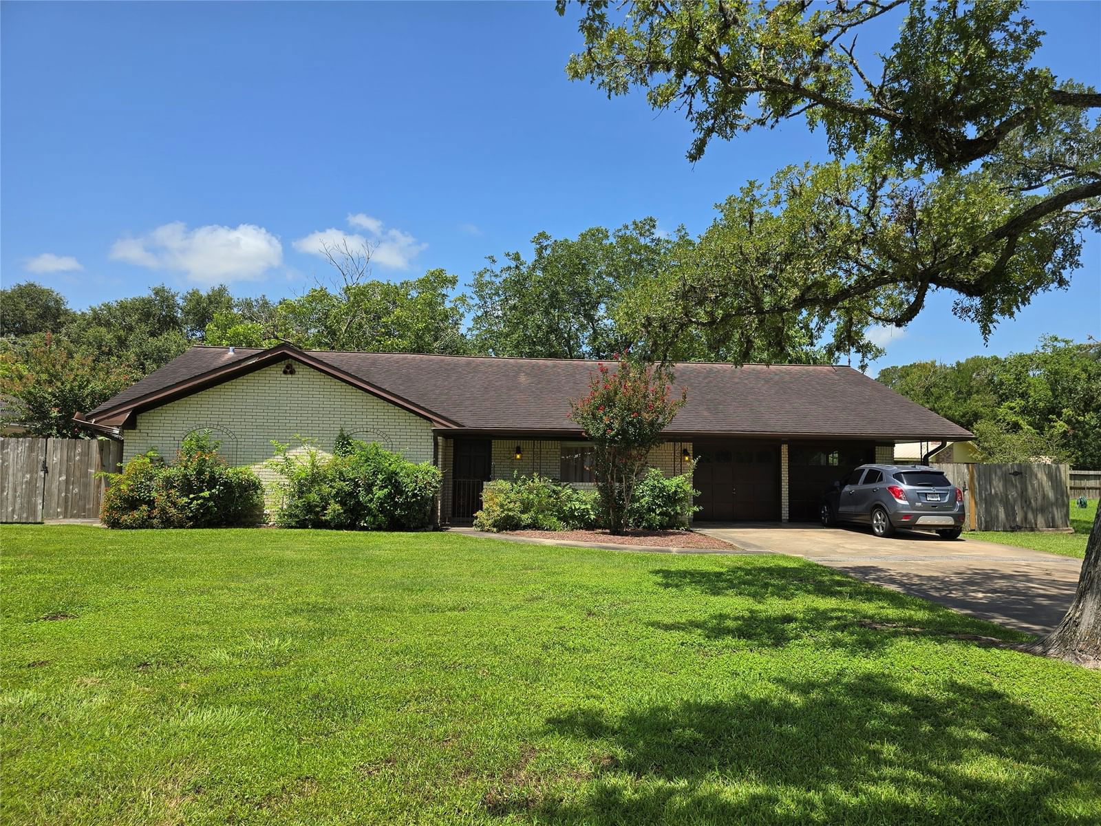 Real estate property located at 1504 Holly, Fort Bend, Long Woods, Richmond, TX, US