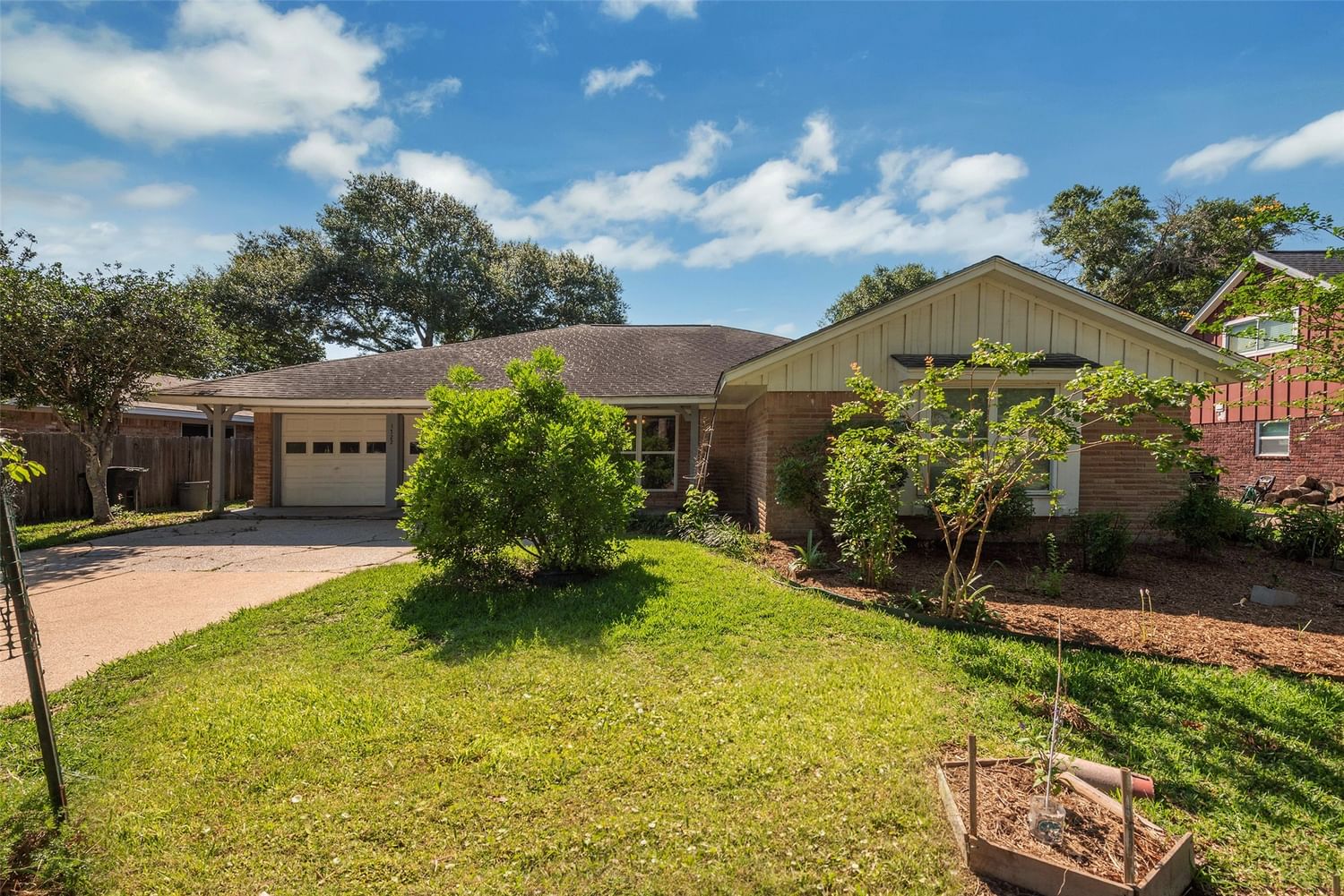 Real estate property located at 1722 Capstan, Harris, Clear Lake City Sec 03, Houston, TX, US